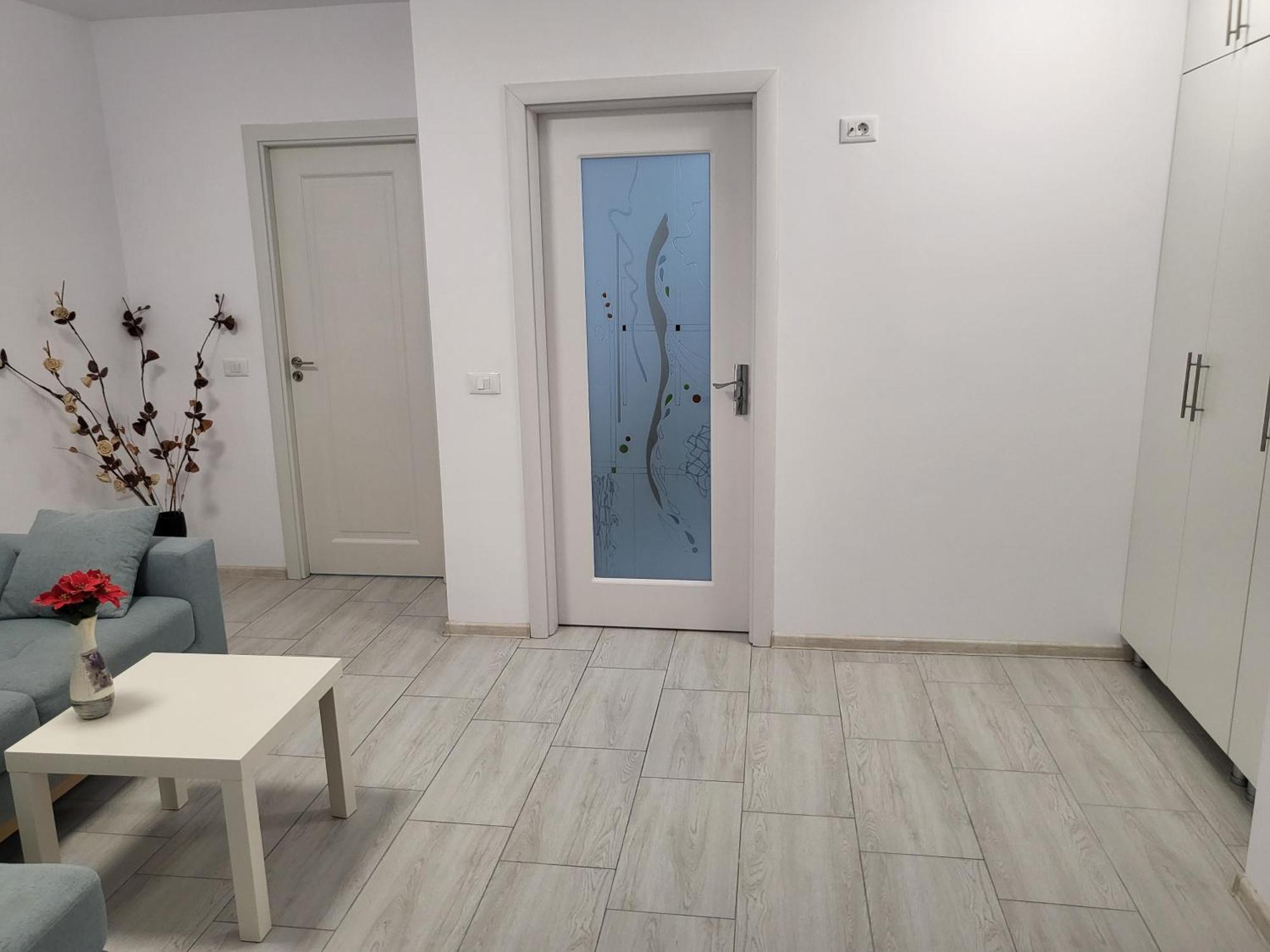 Apartament Alex, Dem Radulescu Râmnicu Vâlcea Екстериор снимка
