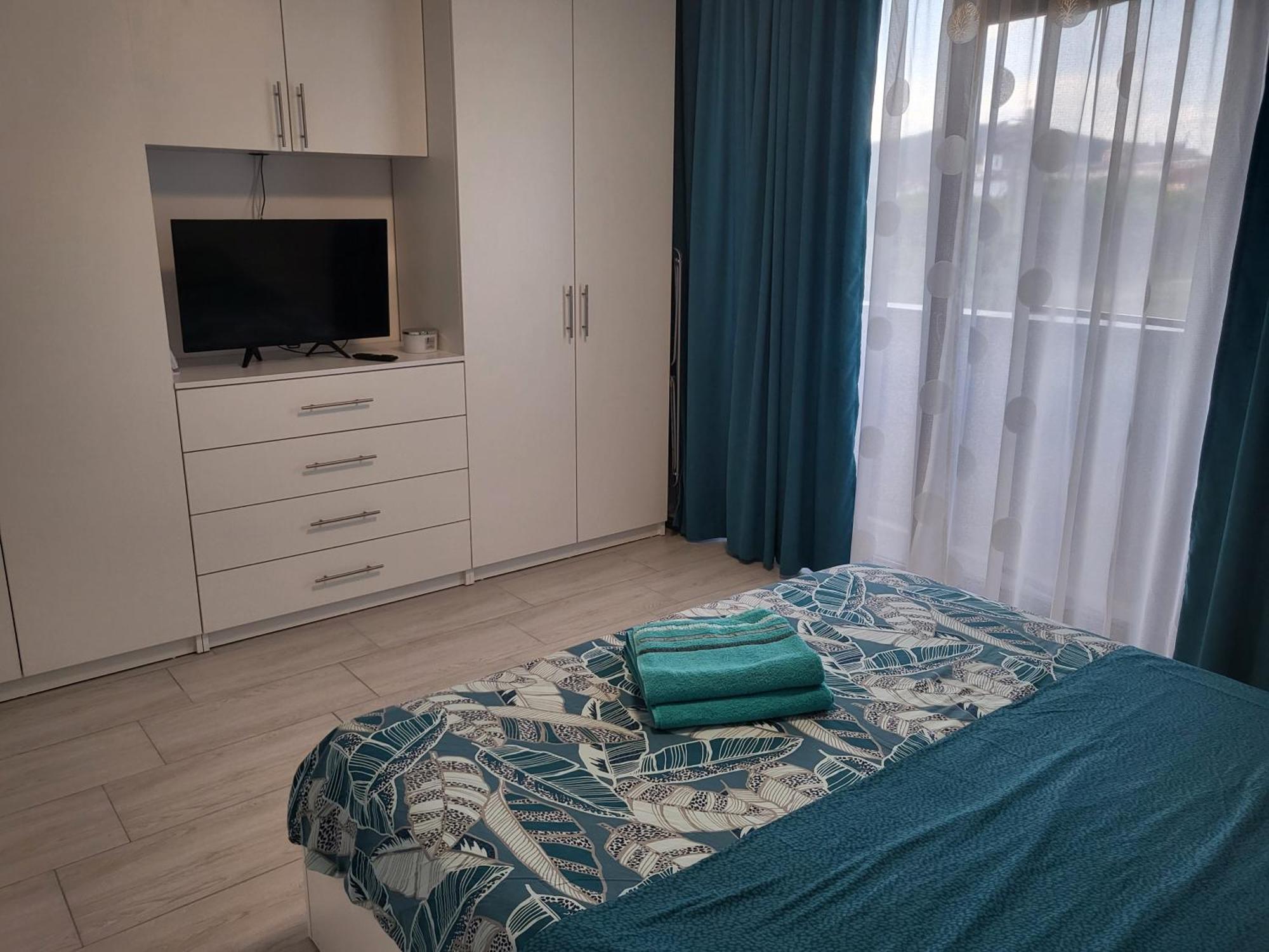 Apartament Alex, Dem Radulescu Râmnicu Vâlcea Екстериор снимка