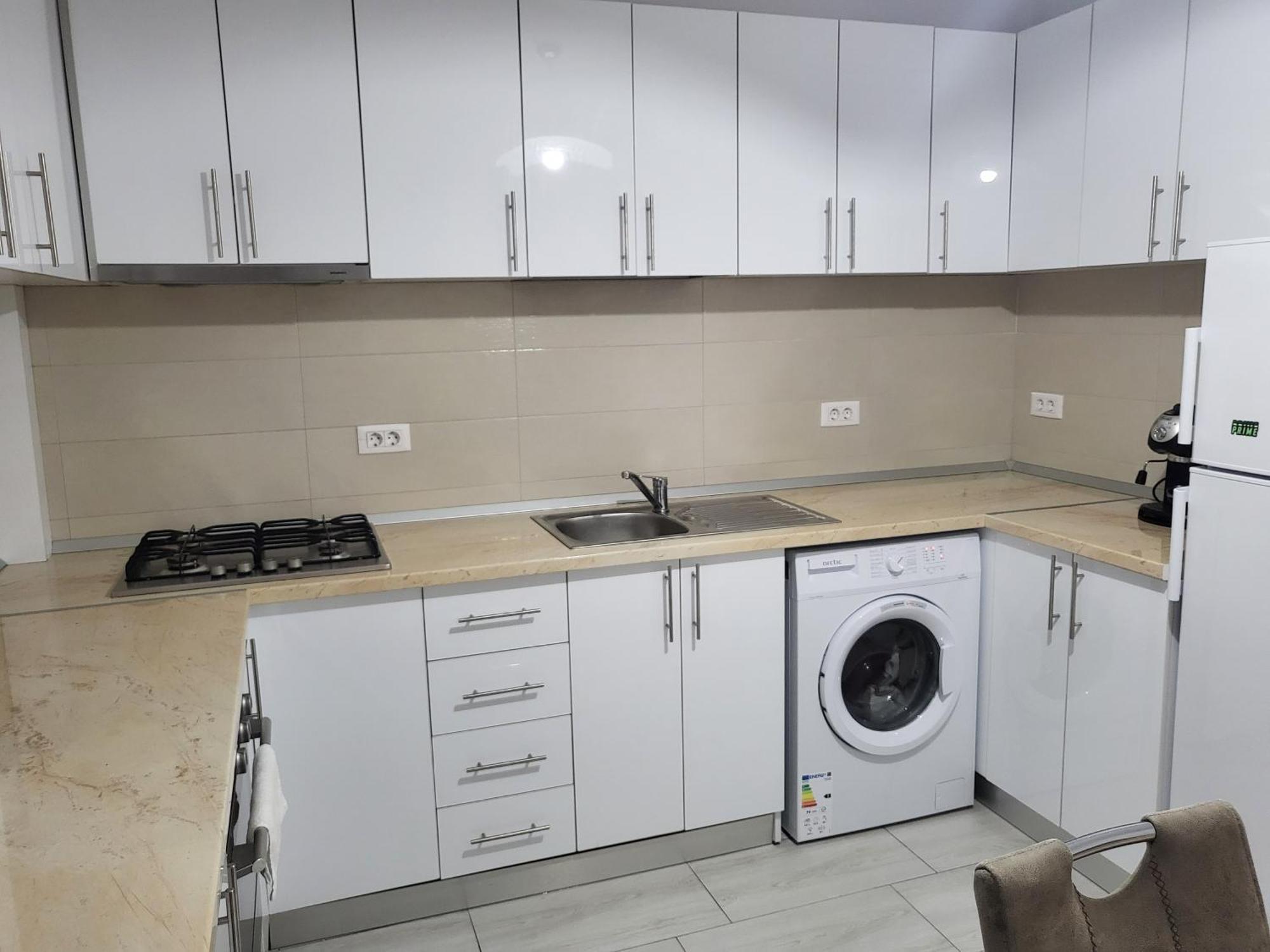 Apartament Alex, Dem Radulescu Râmnicu Vâlcea Екстериор снимка