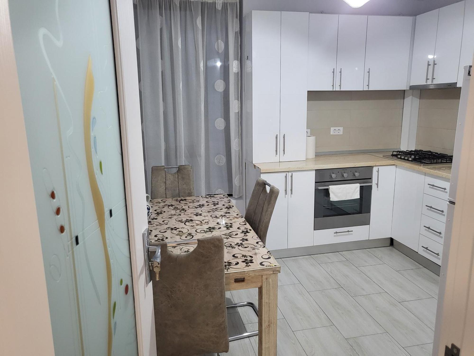 Apartament Alex, Dem Radulescu Râmnicu Vâlcea Екстериор снимка