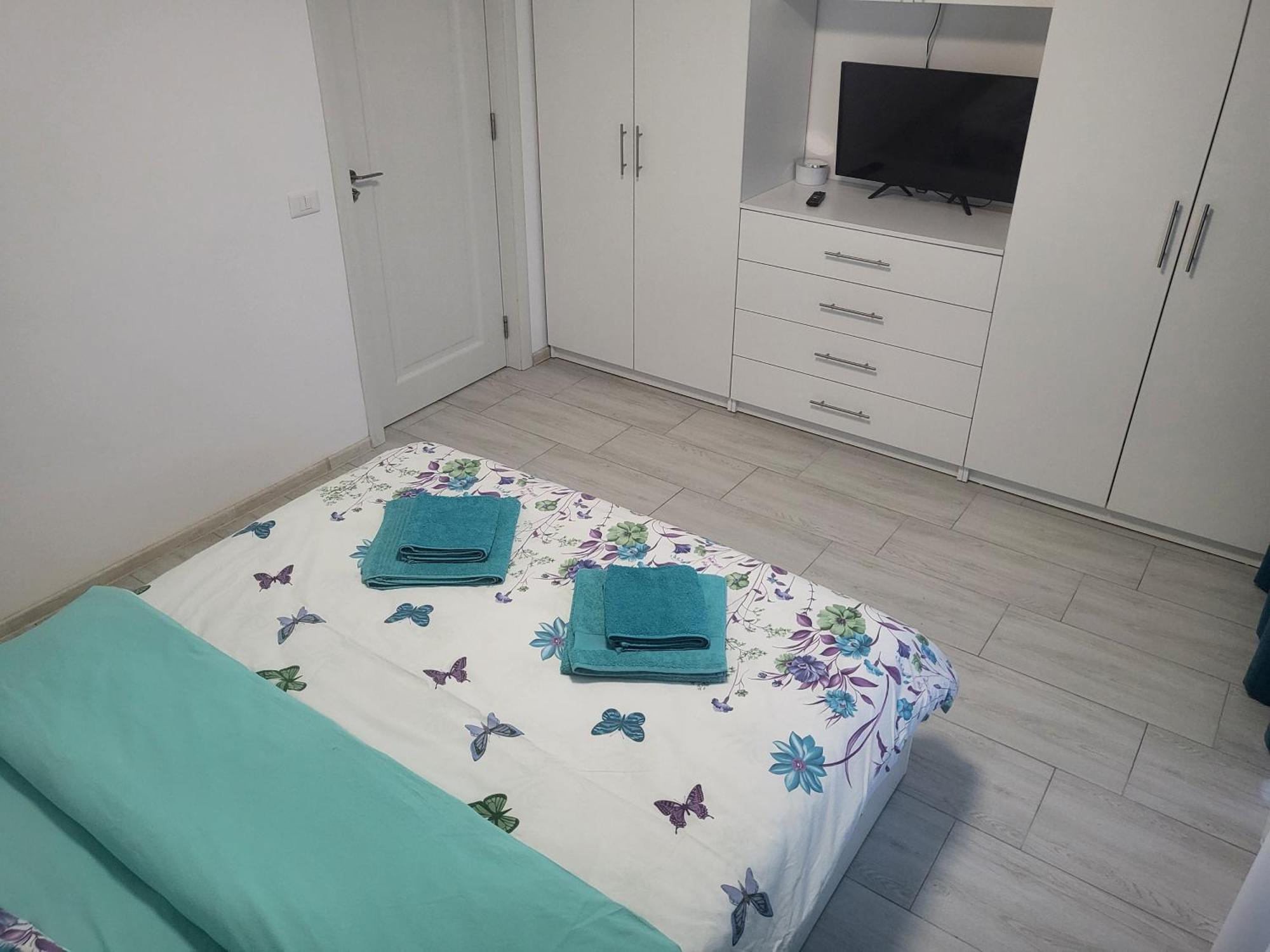 Apartament Alex, Dem Radulescu Râmnicu Vâlcea Екстериор снимка